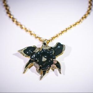 Black abstract flower enamel rhinestone necklace